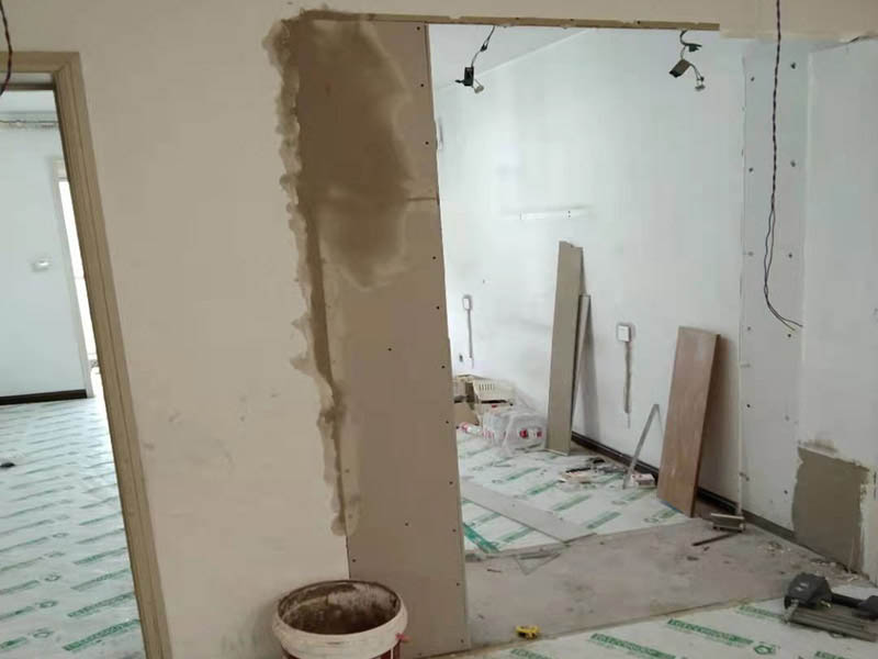 舊房裝修墻面需要拆砸到紅磚嗎？(圖3)