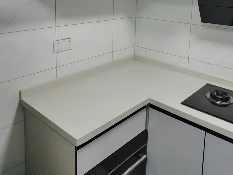 廚房墻面裝修選擇貼瓷磚還是刷涂料？(圖4)