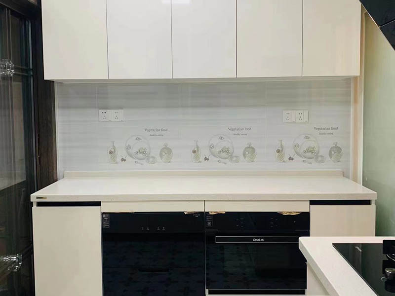 廚房裝修吊柜要如何設(shè)計(jì)更合理(圖3) 廚房裝修吊柜要如何設(shè)計(jì)更合理(圖3)