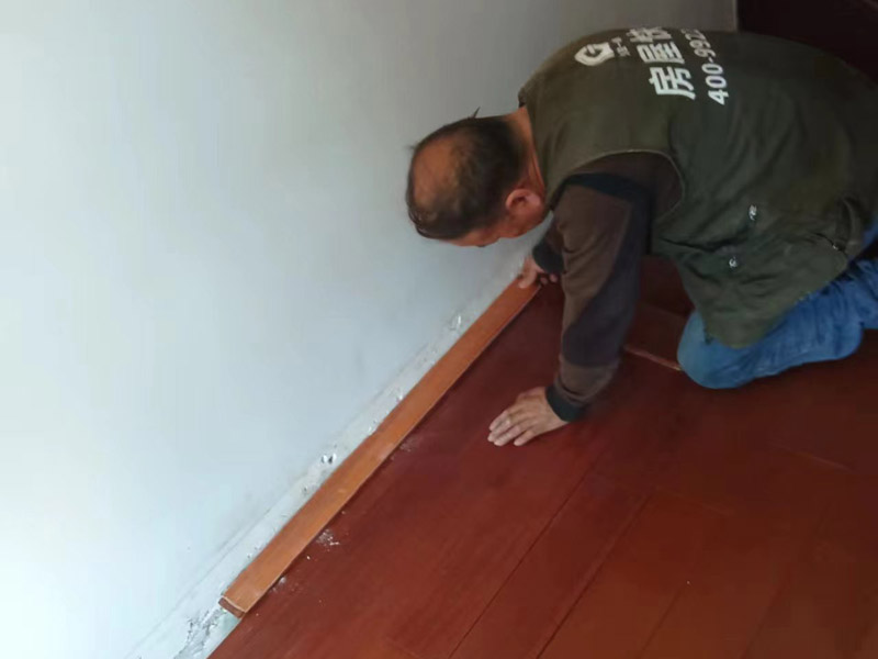 臥室地面潮濕怎樣做才能防潮(圖1) 臥室地面潮濕怎樣做才能防潮(圖1)