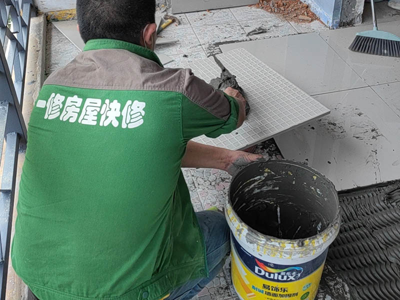 成都雙流瓷磚修補(bǔ)師傅哪里找(圖1) 成都雙流瓷磚修補(bǔ)師傅哪里找(圖1)
