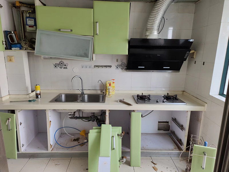 廚房衛(wèi)生間改造大概多少錢(圖1) 廚房衛(wèi)生間改造大概多少錢(圖1)